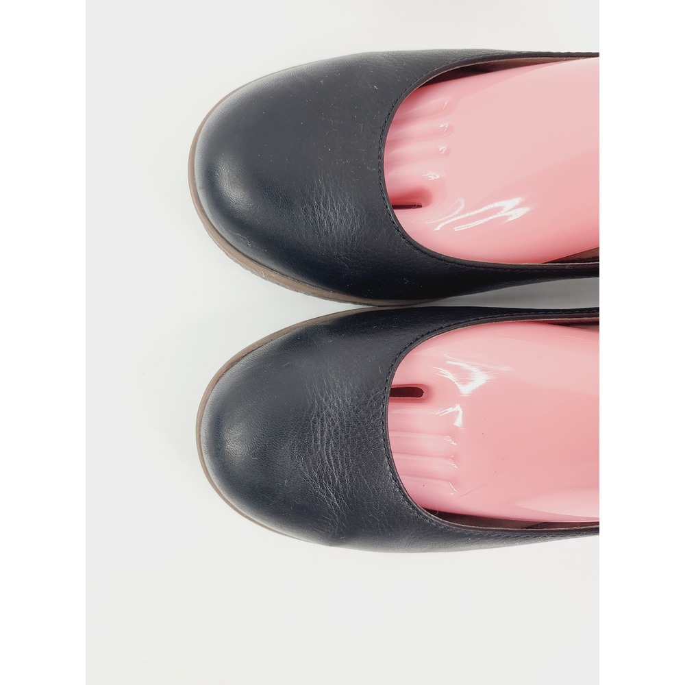 Dansko, Solid Buckle Round Toe Leather Mary Jane Heels, Women, Size 10.5 Black - Picture 2 of 6